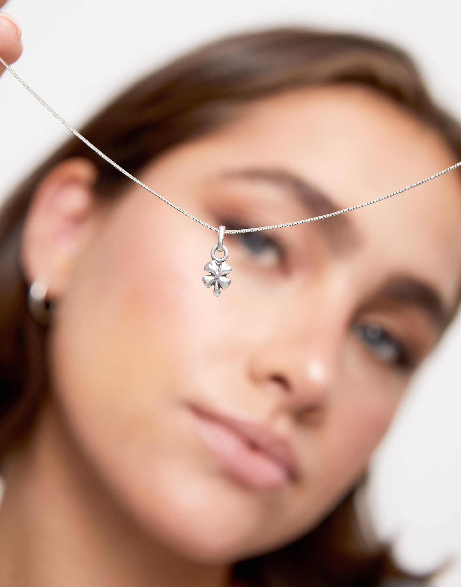 Clover-shaped charm, Silver, large thumbnail